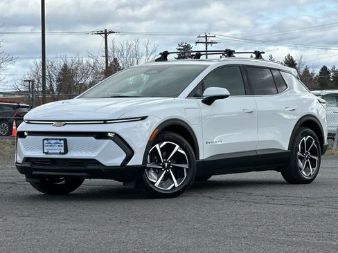 New 2026 Chevrolet Equinox EV LT image 1