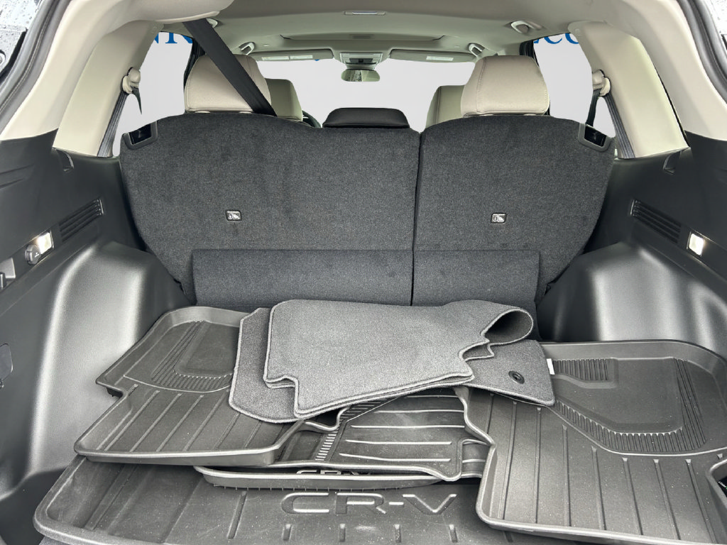 Used 2025 Honda CR-V EX image 15