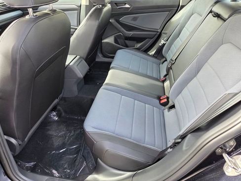 New 2025 Volkswagen Jetta SE image 7