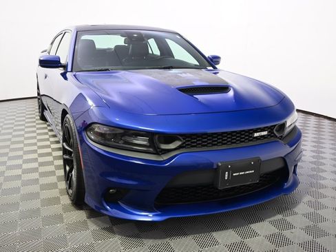 Used 2019 Dodge Charger Scat Pack w/ Daytona Edition Group RWD image 9