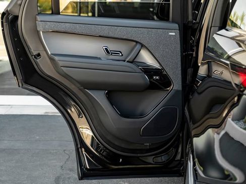New 2027 Land Rover Range Rover Sport SE AWD/4WD image 24