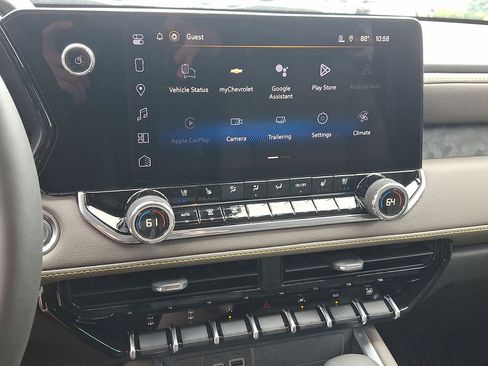 New 2026 Chevrolet Colorado ZR2 w/ Technology Package AWD/4WD image 16