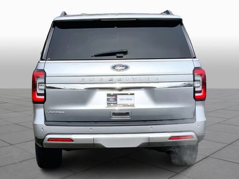 Used 2024 Ford Expedition Limited image 5