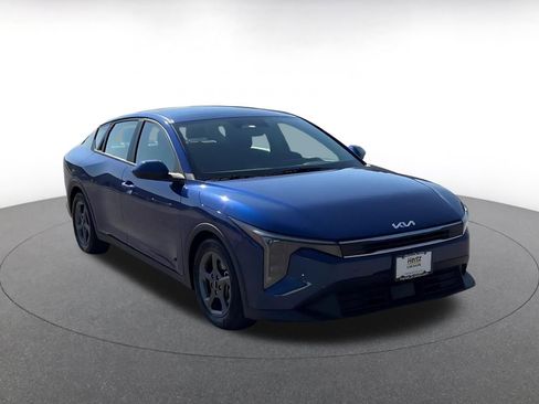 Used 2025 Kia K4 FWD image 3
