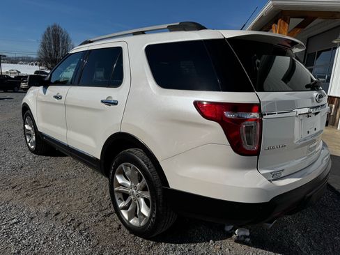 Used 2014 Ford Explorer Limited w/ Equipment Group 302A AWD/4WD image 7
