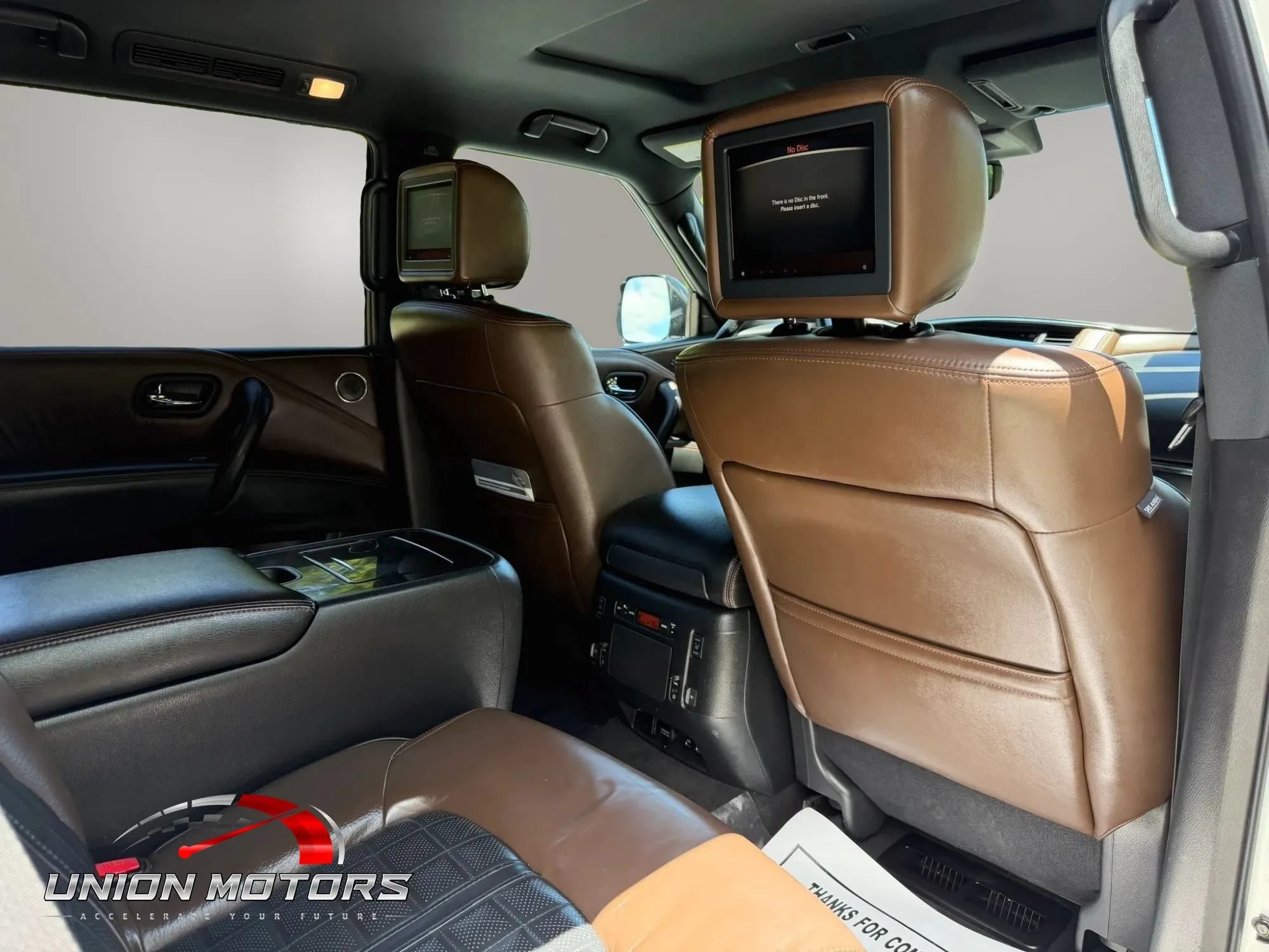 Used 2020 Nissan Armada Platinum w/ Platinum Reserve Package RWD image 23