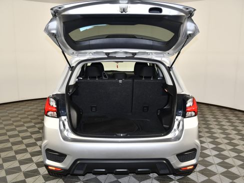 Used 2024 Mitsubishi Outlander Sport SE AWD/4WD image 35