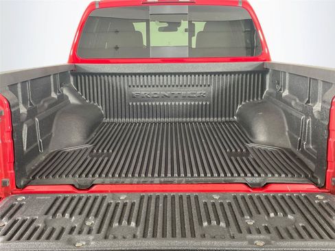 Used 2026 Nissan Frontier PRO-4X AWD/4WD image 24