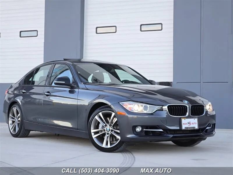 Used 2013 BMW 335i Sedan RWD image 1
