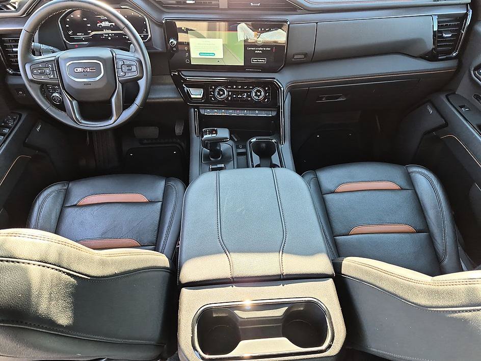 Used 2024 GMC Sierra 1500 AT4 w/ Technology Package AWD/4WD image 31