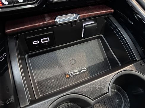 Certified 2023 GMC Yukon Denali Ultimate image 27