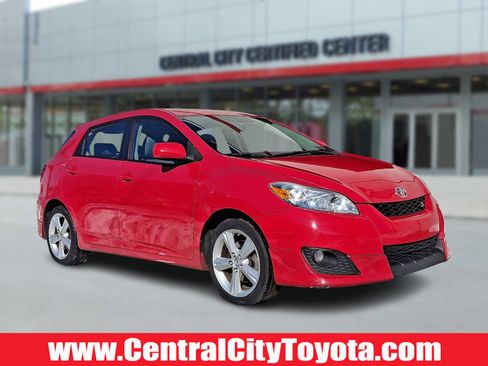 Used 2009 Toyota Matrix S image 1