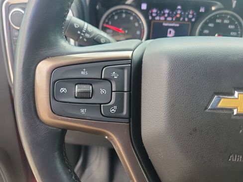 Used 2019 Chevrolet Silverado 1500 High Country w/ Technology Package AWD/4WD image 22