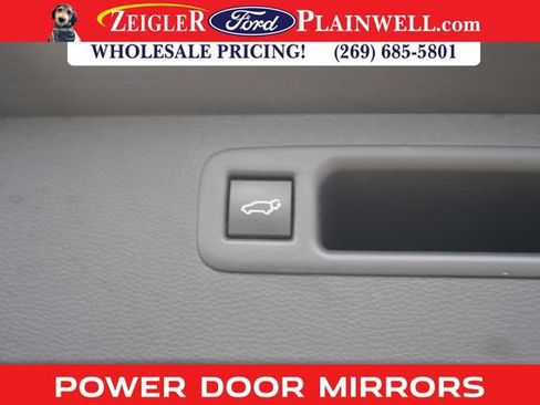 Used 2023 Toyota Highlander XLE image 11