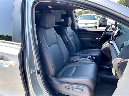 Used 2024 Honda Odyssey EX-L image 10