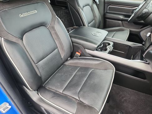 Used 2025 RAM 1500 Laramie w/ Night Edition AWD/4WD image 13