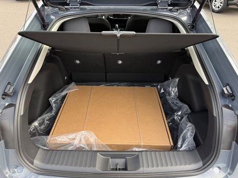 New 2026 Toyota Prius LE image 8