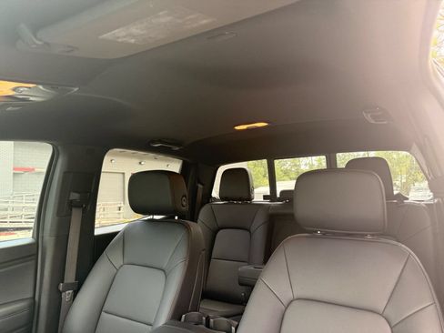 Used 2025 GMC Canyon Elevation w/ Convenience Package AWD/4WD image 11