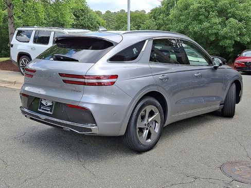 New 2026 Genesis GV70 2.5T Advanced image 12