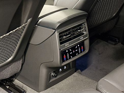New 2025 Audi Q7 2.0T Premium Plus image 17
