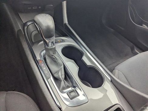 Used 2024 Chevrolet Malibu LT FWD image 12