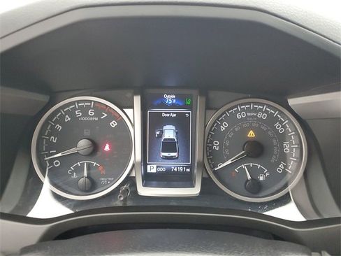 Used 2021 Toyota Tacoma SR5 image 27