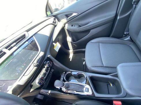 Used 2023 Buick Encore GX Select w/ Sport Touring Package FWD image 12