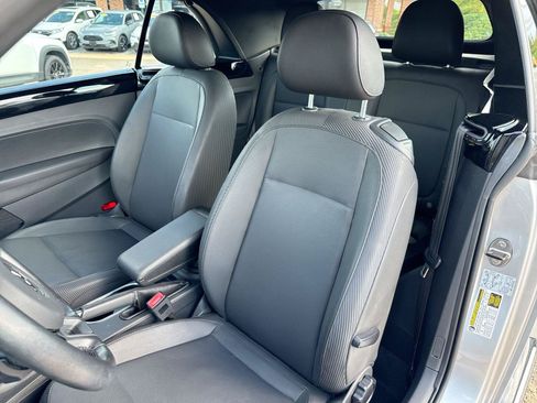 Used 2013 Volkswagen Beetle 2.0T FWD image 3