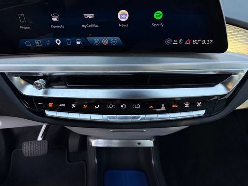 Used 2025 Cadillac Lyriq Sport RWD image 19
