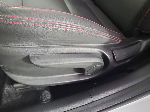 Used 2018 Hyundai Elantra Sport w/ Sport Premium Package 03 FWD image 36