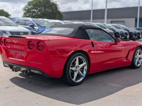 Used 2012 Chevrolet Corvette Convertible RWD image 5