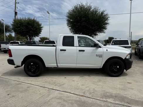 Used 2020 RAM 1500 Tradesman RWD image 3