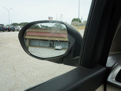 Used 2016 Honda Odyssey EX-L image 34