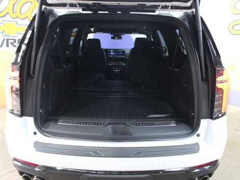 New 2026 Chevrolet Suburban RST w/ Comfort Package AWD/4WD image 13