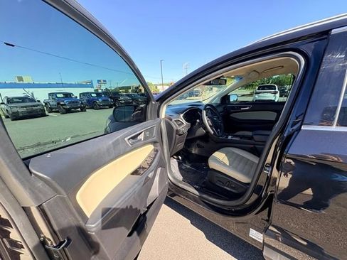 Used 2020 Ford Edge SEL AWD/4WD image 20