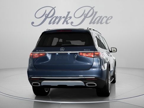 Certified 2026 Mercedes-Benz GLS 450 4MATIC image 18