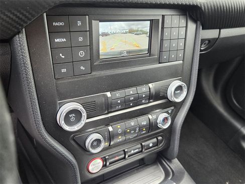 Used 2020 Ford Mustang Coupe image 22
