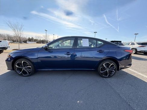 Certified 2023 Nissan Altima 2.5 SR image 8