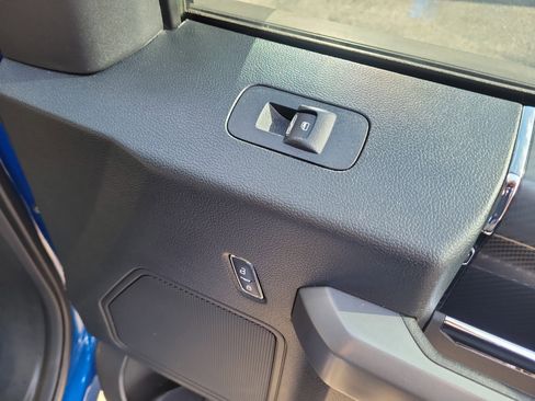 Used 2018 Ford F150 XLT w/ Equipment Group 302A Luxury AWD/4WD image 11