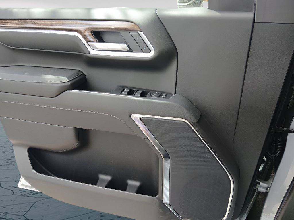 New 2026 GMC Sierra 1500 Elevation w/ Elevation Select Package RWD image 17