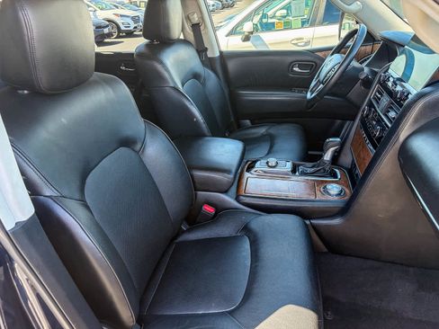 Used 2022 Nissan Armada SL w/ Captain's Chairs Package AWD/4WD image 14