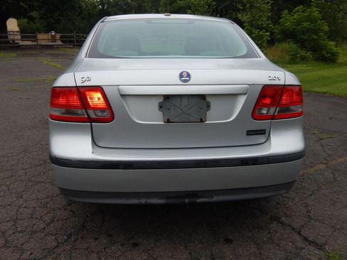 Used 2005 Saab 9-3 Linear image 8
