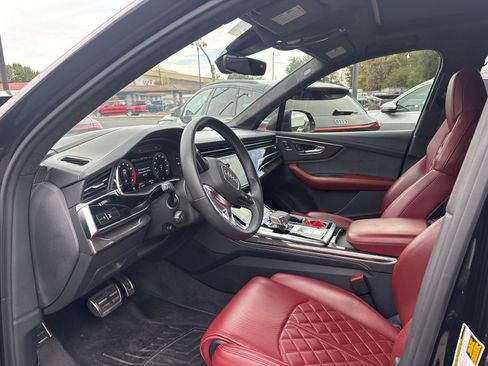 Used 2021 Audi SQ7 Prestige w/ Prestige Package AWD/4WD image 2