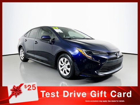 Used 2023 Toyota Corolla LE image 1