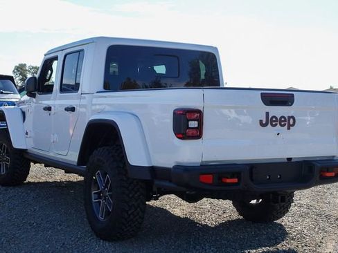 New 2026 Jeep Gladiator Mojave image 12