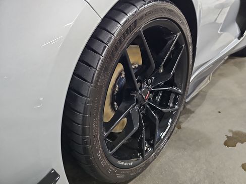 Used 2026 Chevrolet Corvette Z06 RWD image 34