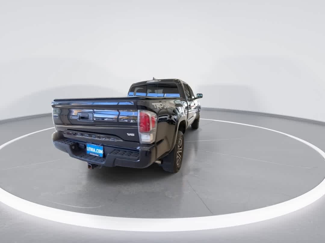 Used 2021 Toyota Tacoma SR5 AWD/4WD image 8