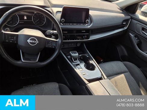 Used 2025 Nissan Rogue SV FWD image 7