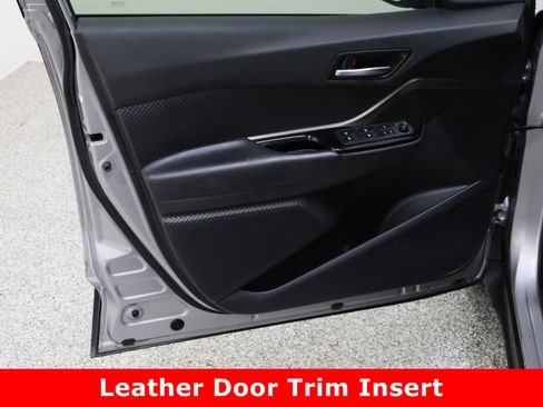 Certified 2019 Toyota C-HR XLE image 12