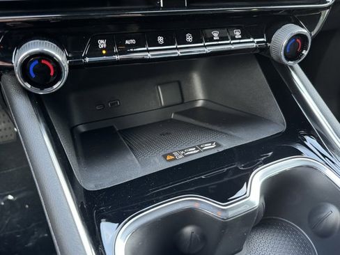 New 2026 Chevrolet Traverse LT w/ Driver Confidence Package image 13